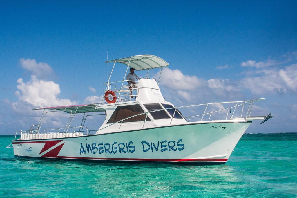 Ambergris Divers Resort San Pedro  Esterno foto